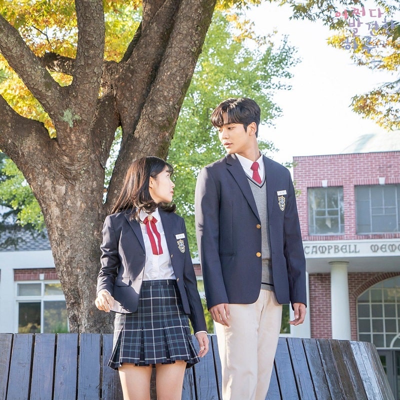 Mẫu Đồng Phục Cấp Việt Nam Hàn Quốc Nhật Bản Hot Năm